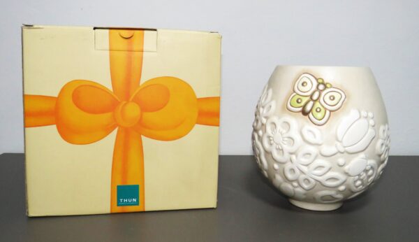 Thun - Vaso Prestige con farfalla e fiori medio